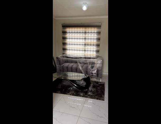 2 BEDROOM HOUSE FOR SALE IN WILFORDON